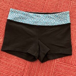 Iviva girls size 6 Black Shorts with Blue Polka Dot Waistband